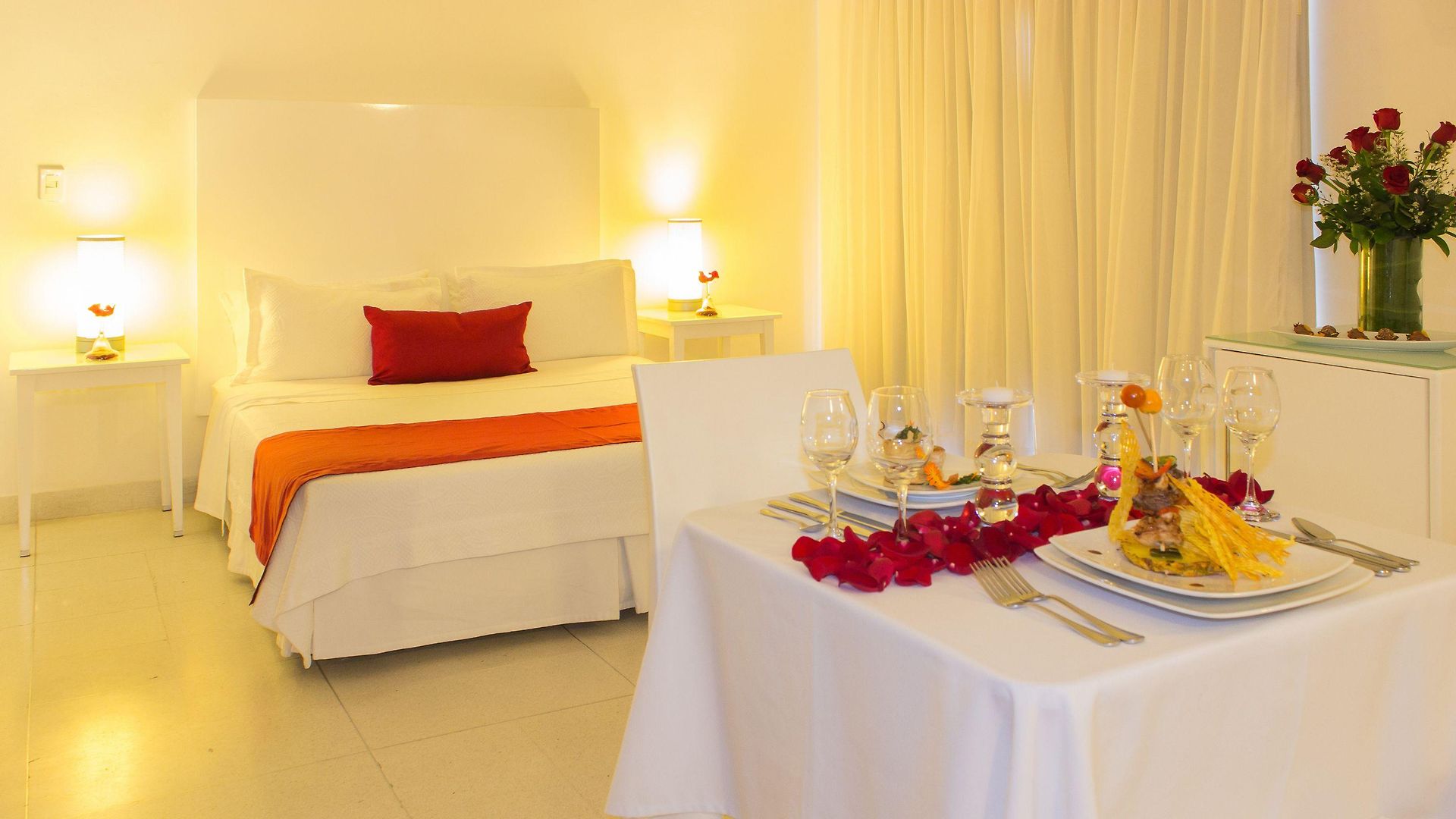 Madisson Boutique Hotel 4*