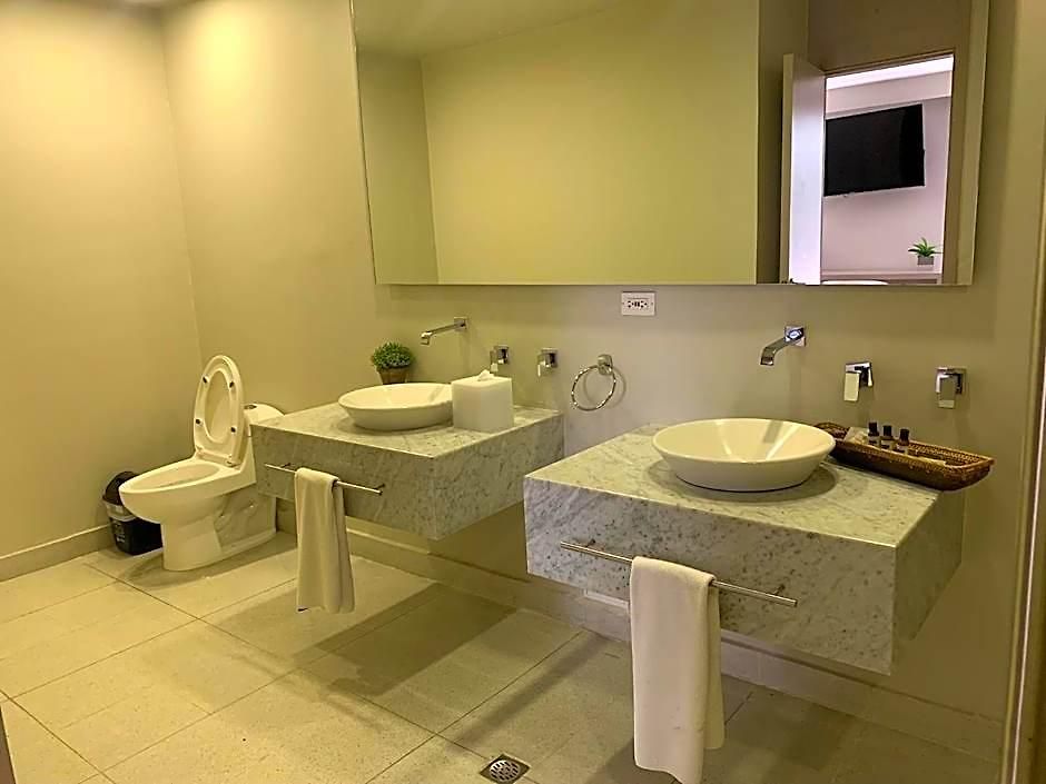 Madisson Boutique 4*