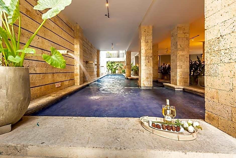 Madisson Boutique Hotel 4*