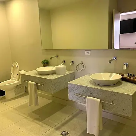 Madisson Boutique 4*